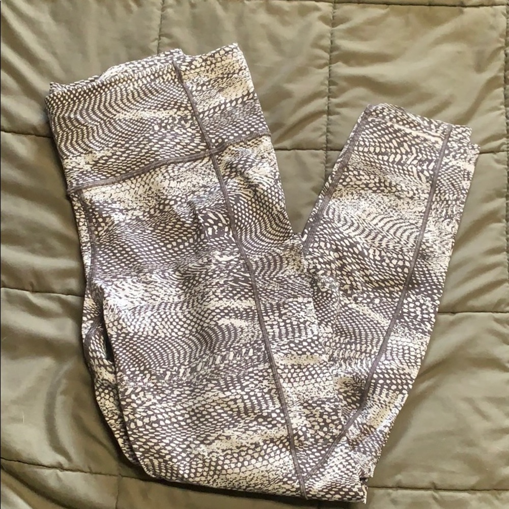 Lulu lemon speed up tight